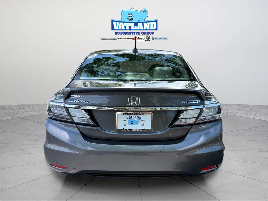 Used 2015 Modern Steel Metallic Honda Hybrid image 4