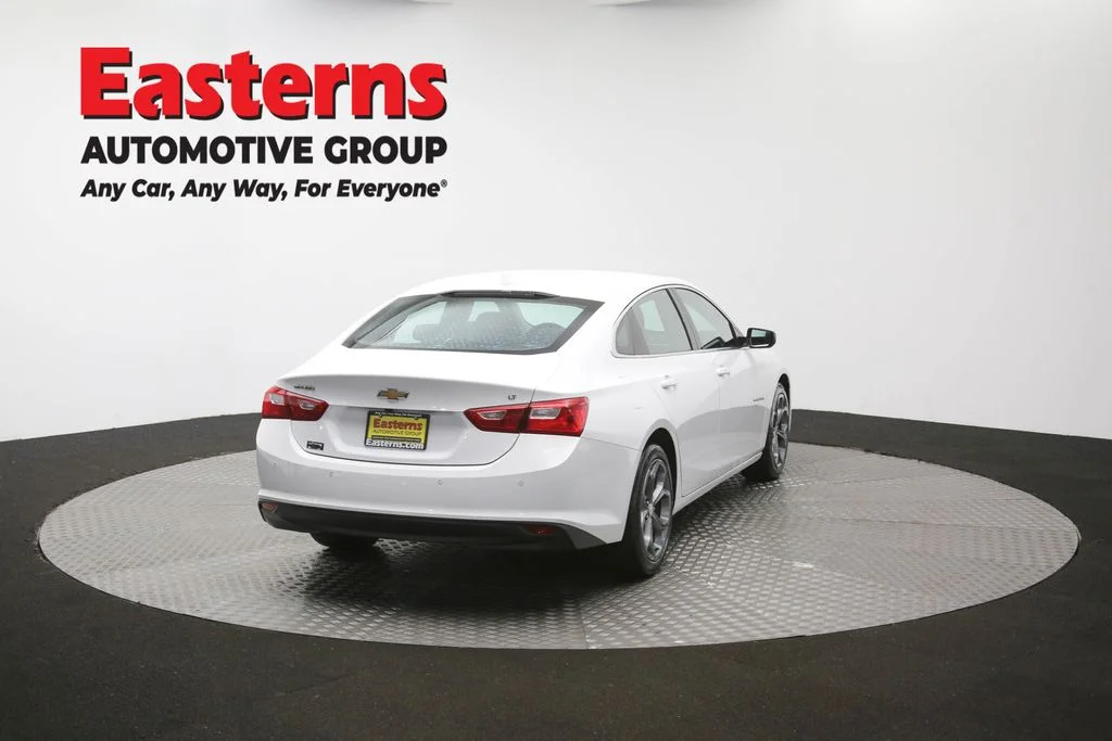 Used 2024 White Chevrolet LT image 39