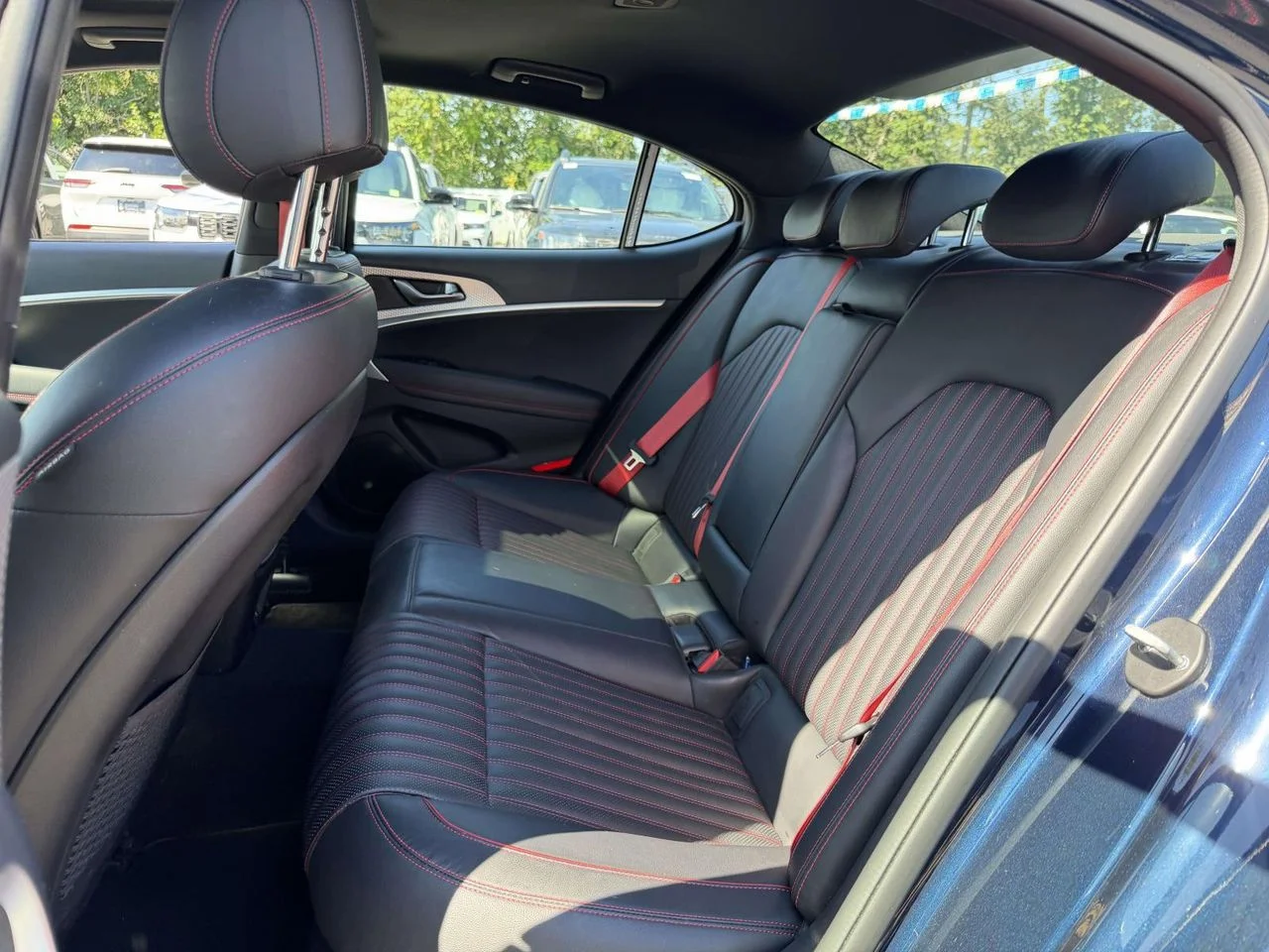 Used 2022 Adriatic Blue Genesis 3.3T AWD image 19