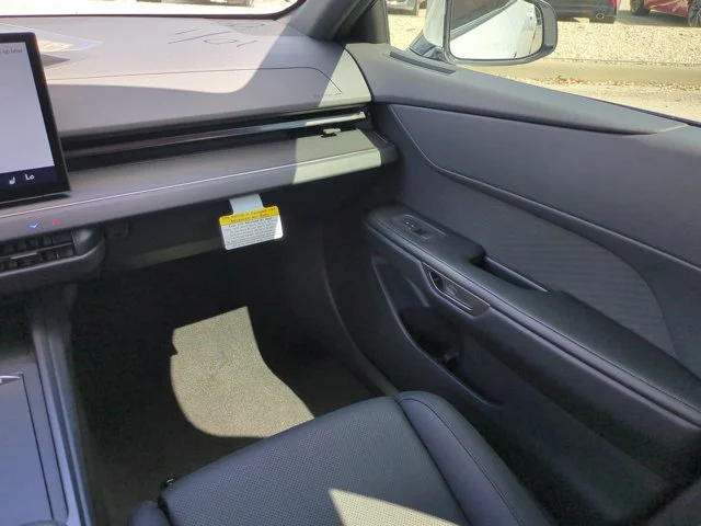 New 2026 Ultra White Lexus ES 350h PREMIUM image 16