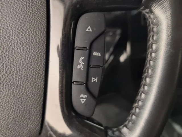 Used 2021 SPECIAL EXTERIOR COLOR Chevrolet LS image 17