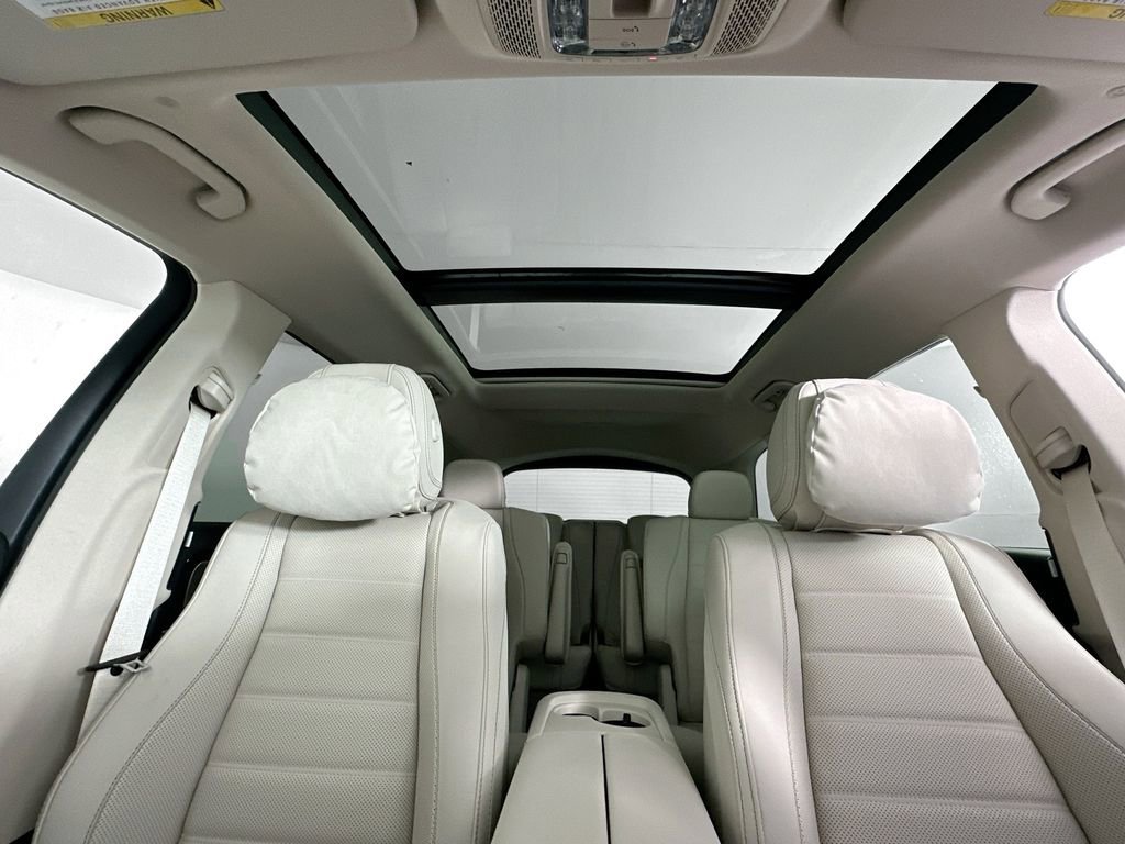 New 2026 Polar White Mercedes-Benz GLS 450 image 58