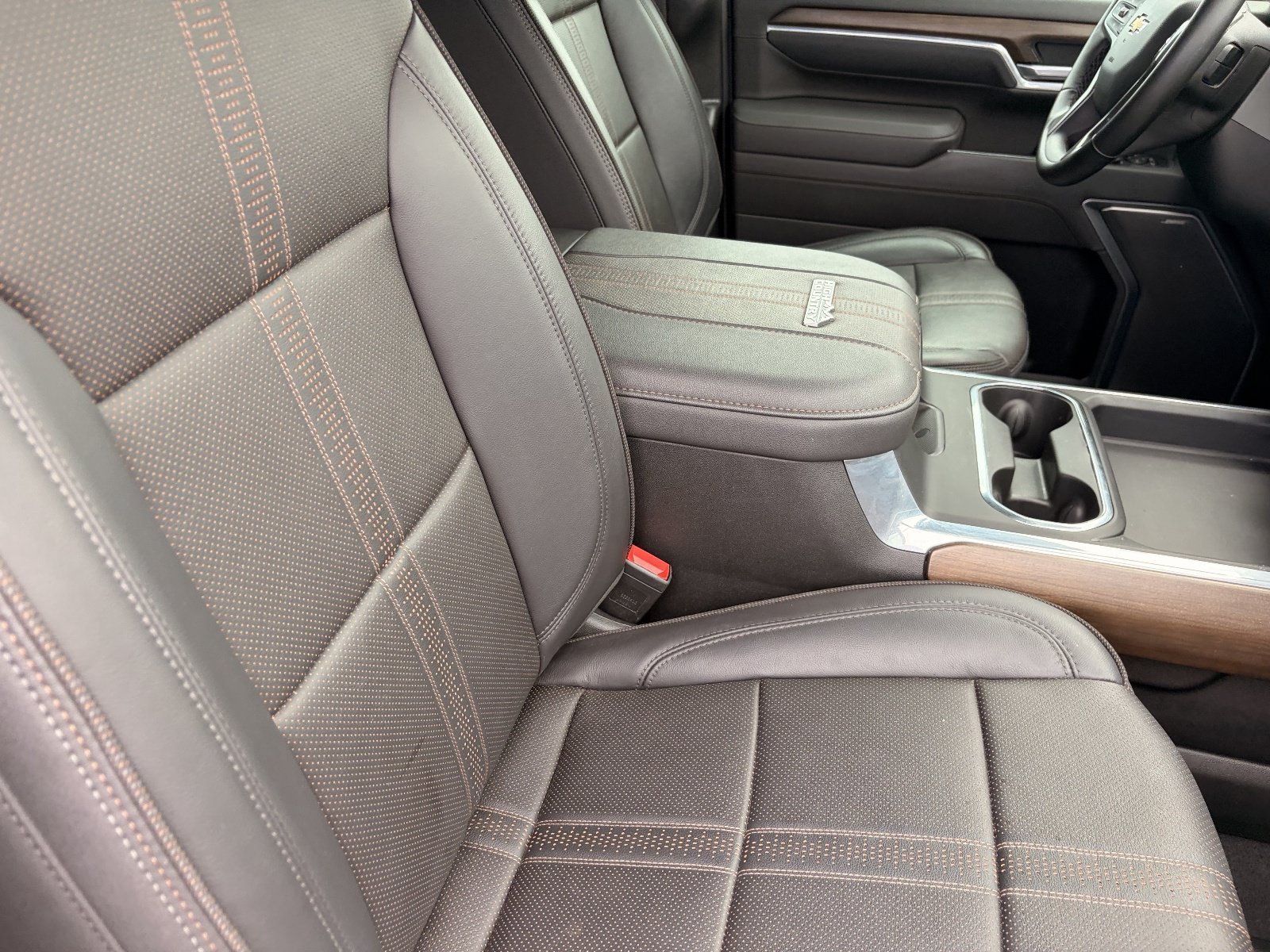 Used 2026 Sterling Gray Metallic Chevrolet High Country DRW image 4