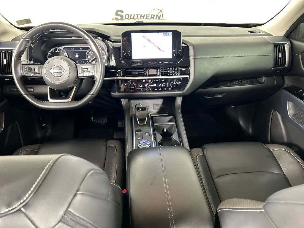 Used 2023 Gray Nissan SL image 19