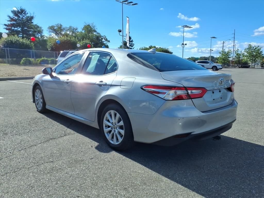 Used 2020 Silver Toyota LE image 7
