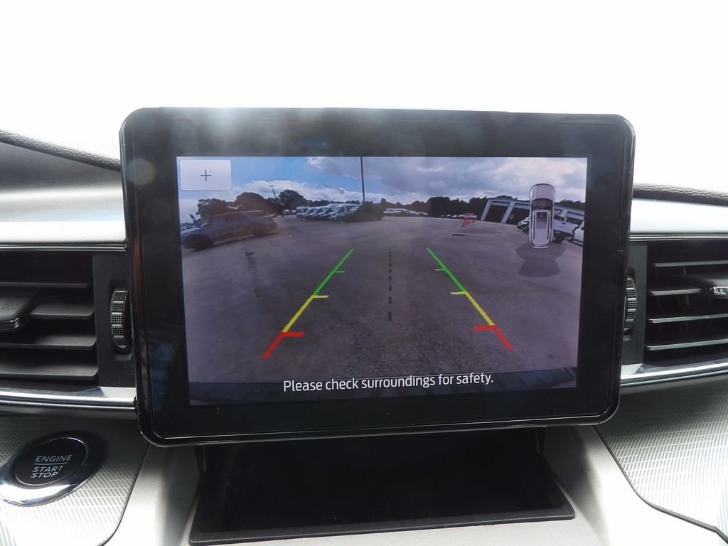 Used 2023 Black Metallic Ford XLT image 16