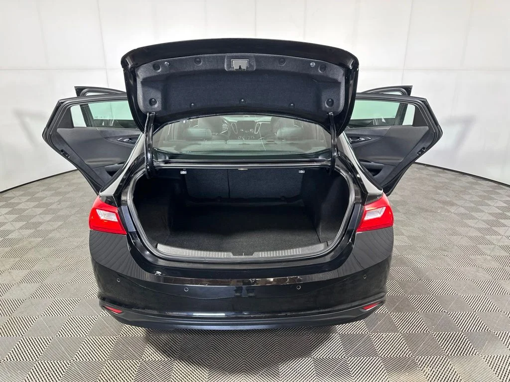 Used 2024 Black Chevrolet LT image 21