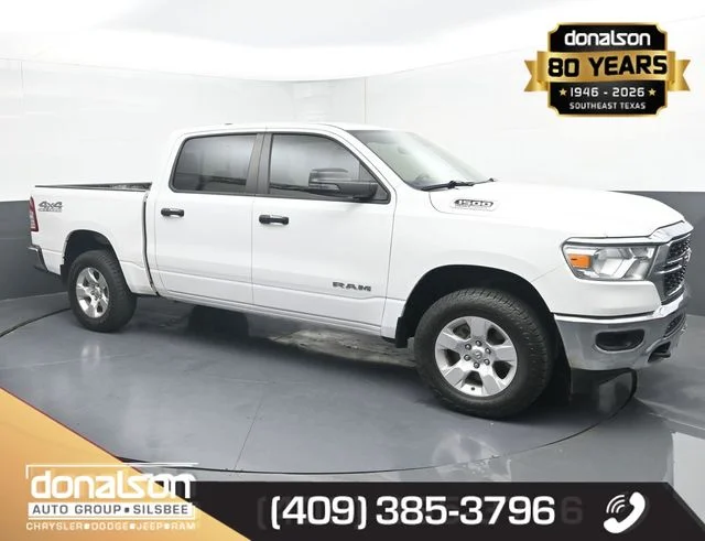 2023 RAM 1500 Big Horn/Lone Star 4x4 Crew Cab 5'7's photo