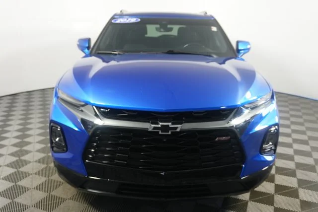 Used 2019 Kinetic Blue Metallic Chevrolet RS image 8