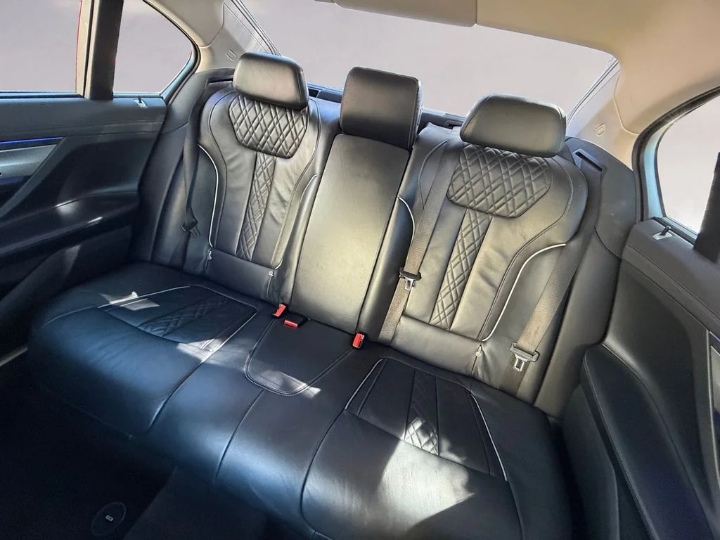 Used 2022 White BMW 740i image 16