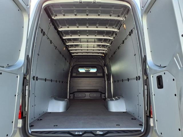 Used 2024 Silver Mercedes-Benz Cargo 170 WB image 20
