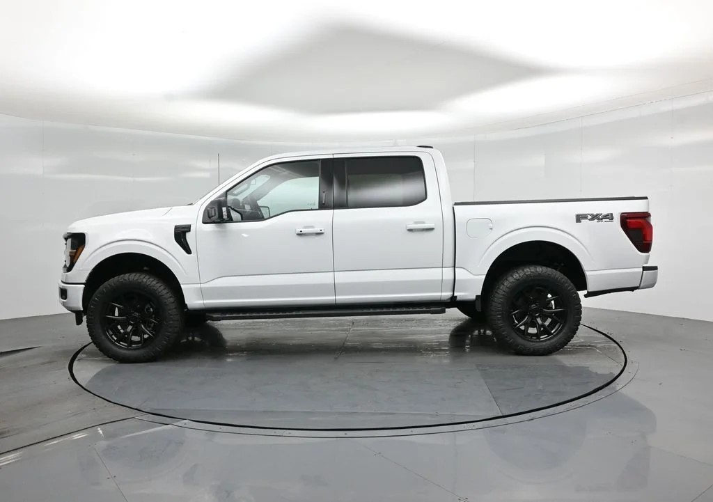 New 2026 White Ford XLT image 27
