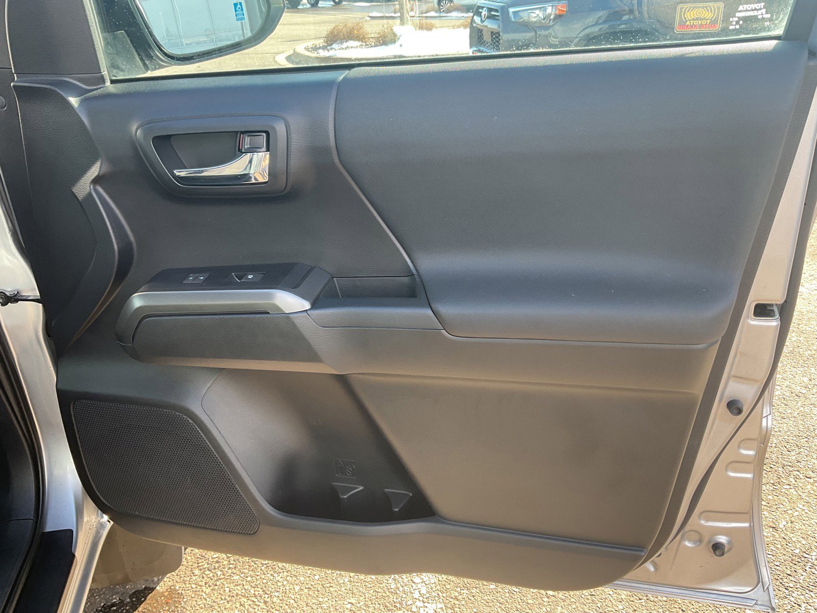 2020 Toyota Tacoma TRD Sport - Photo 12