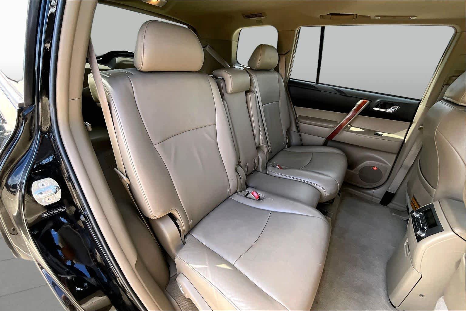 Used 2010 Black Toyota Limited image 14