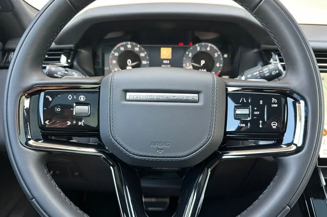New 2026 Fuji White Land Rover Dynamic SE image 22
