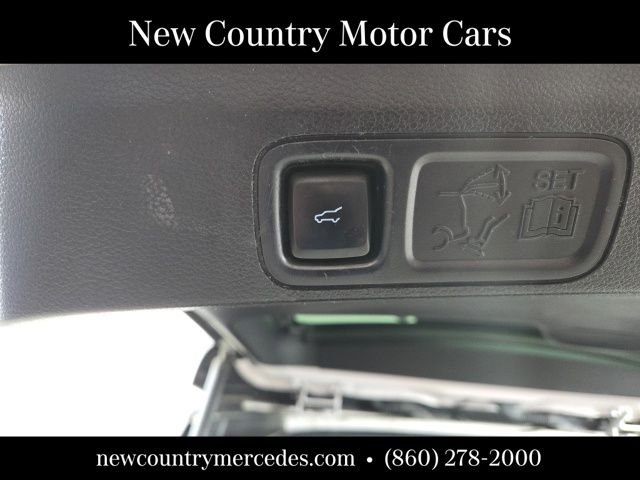 Used 2019 White Ford Platinum image 8