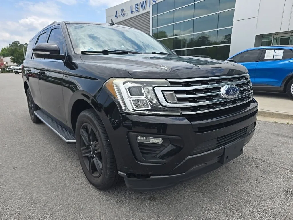 2020 Ford Expedition XLT's photo