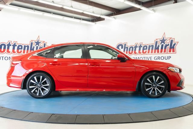 Used 2023  Honda EX image 27