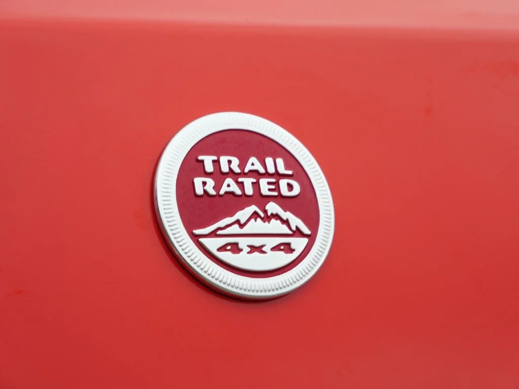 Used 2019 Orange Jeep Trailhawk image 10