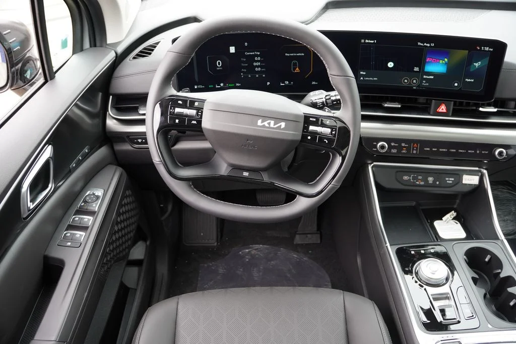 New 2027 Ceramic Silver Kia SX image 15