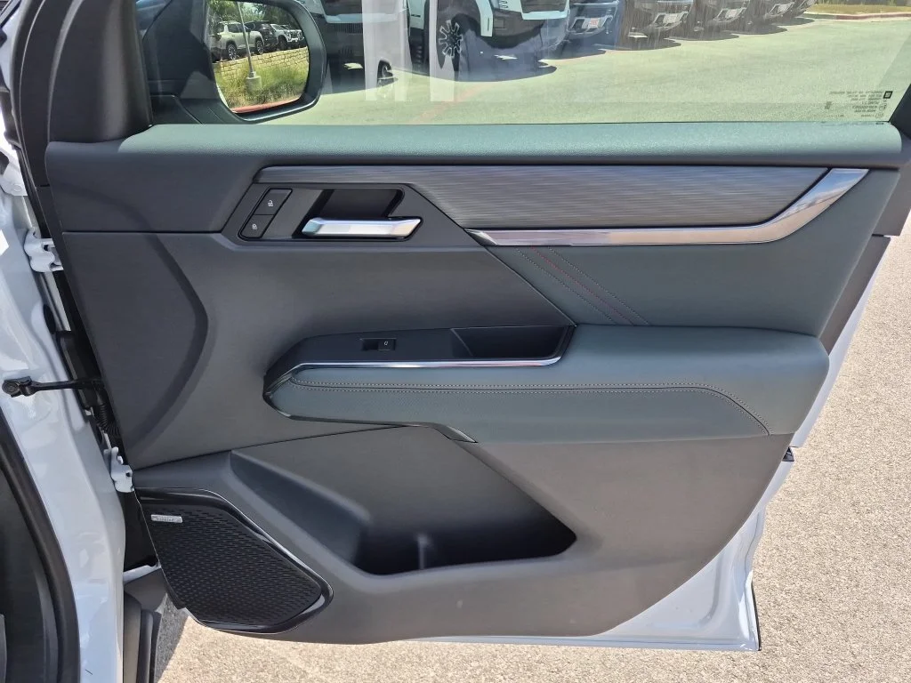 2027 GMC Acadia AT4 - Photo 34