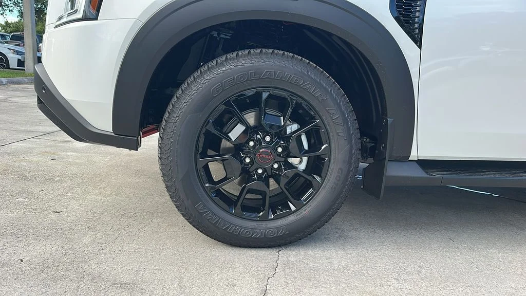 2026 Nissan Armada PRO-4X - Photo 10
