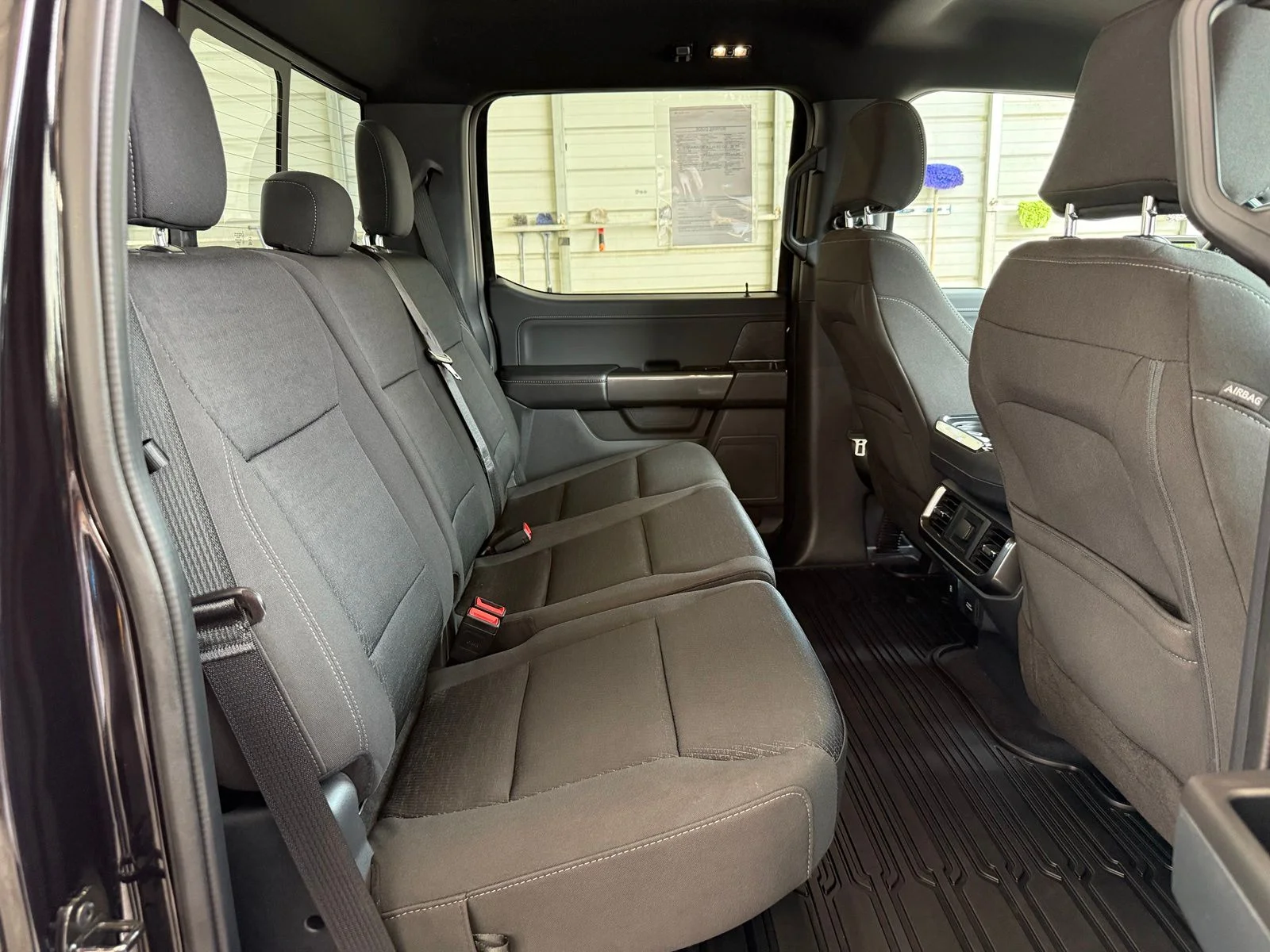 Used 2023 Black Ford XLT image 18
