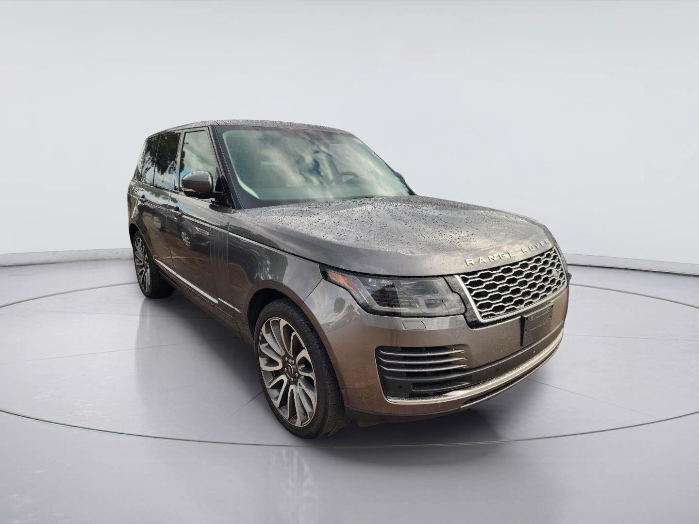 Used 2018 Corris Grey Metallic Land Rover SC image 1
