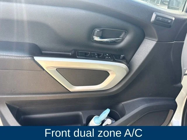 Used 2019 Silver Nissan PRO-4X image 11