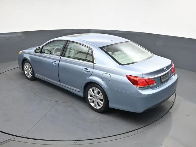 Used 2011 Blue Toyota Limited image 28