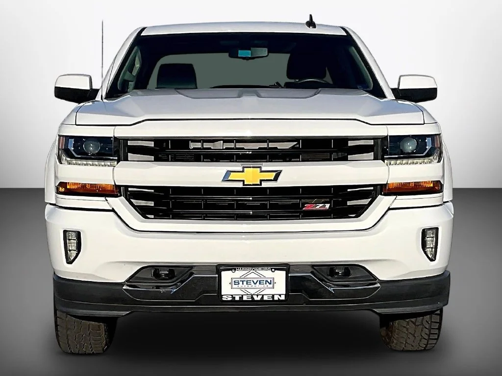 Used 2016 White Chevrolet LT image 2