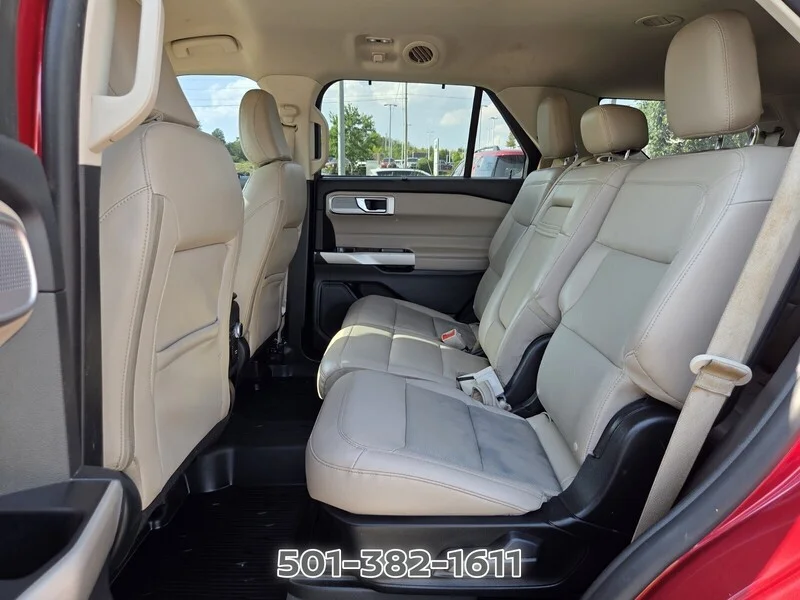 Used 2021 Red Metallic FORD LIMITED RWD image 13