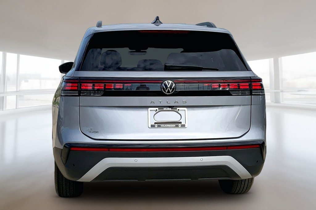 New 2027 Silver Mist Metallic Volkswagen SE image 4