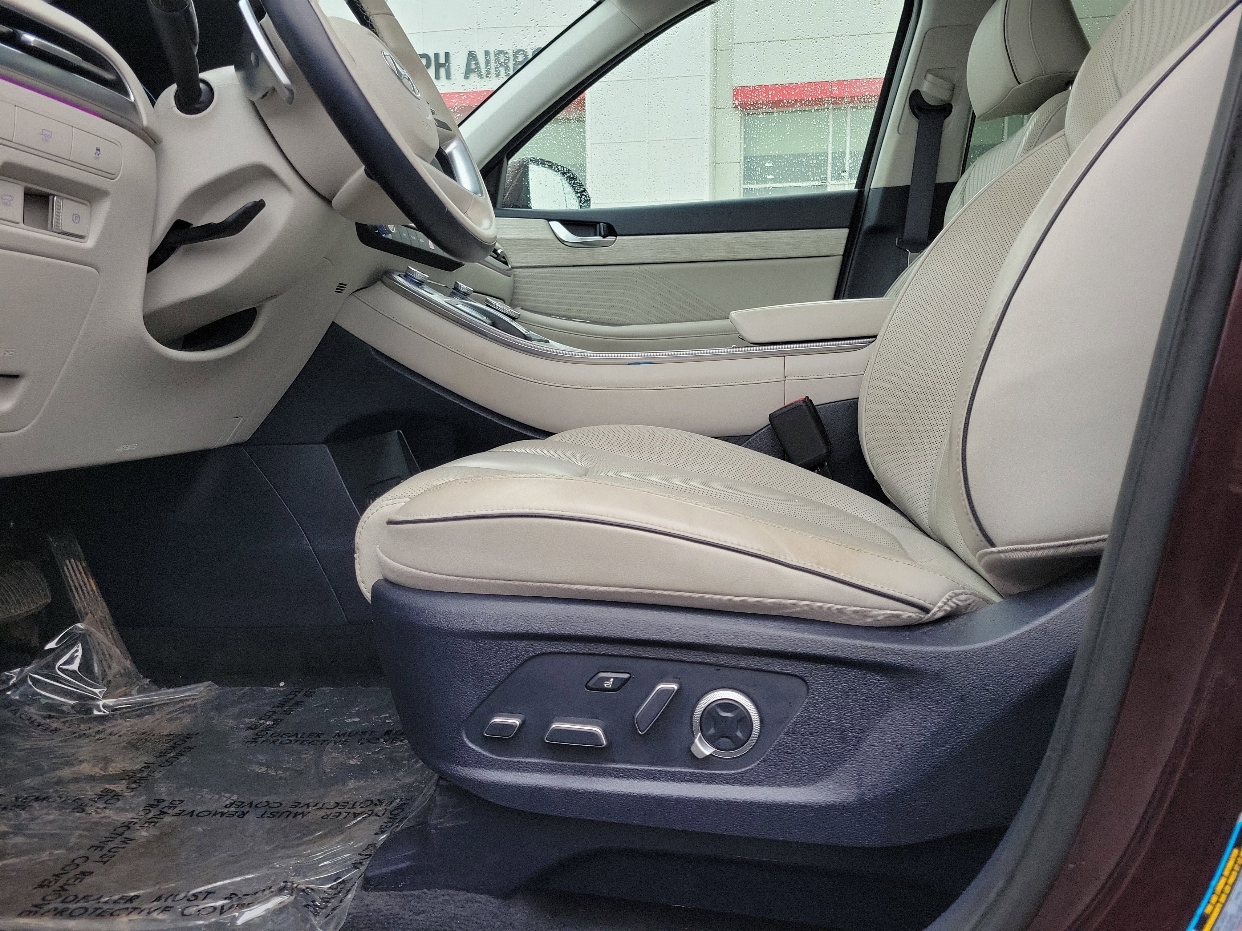 Used 2024 Sierra Burgundy Hyundai Calligraphy image 16
