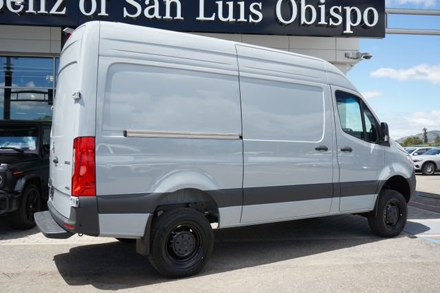 New 2025 Silver+Gray Mercedes-Benz Cargo 144 WB image 10