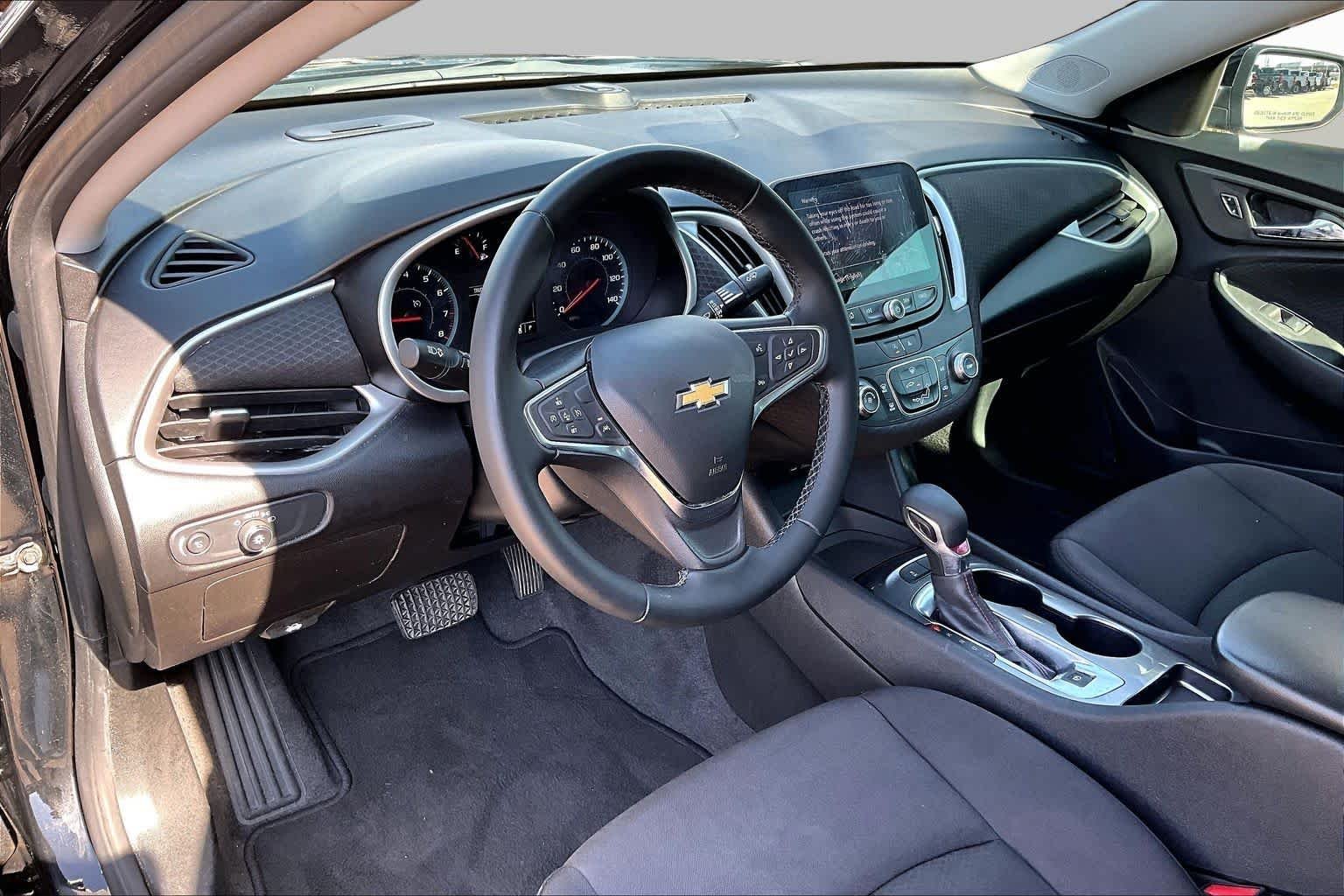 Used 2024 Mosaic Black Metallic Chevrolet RS image 17