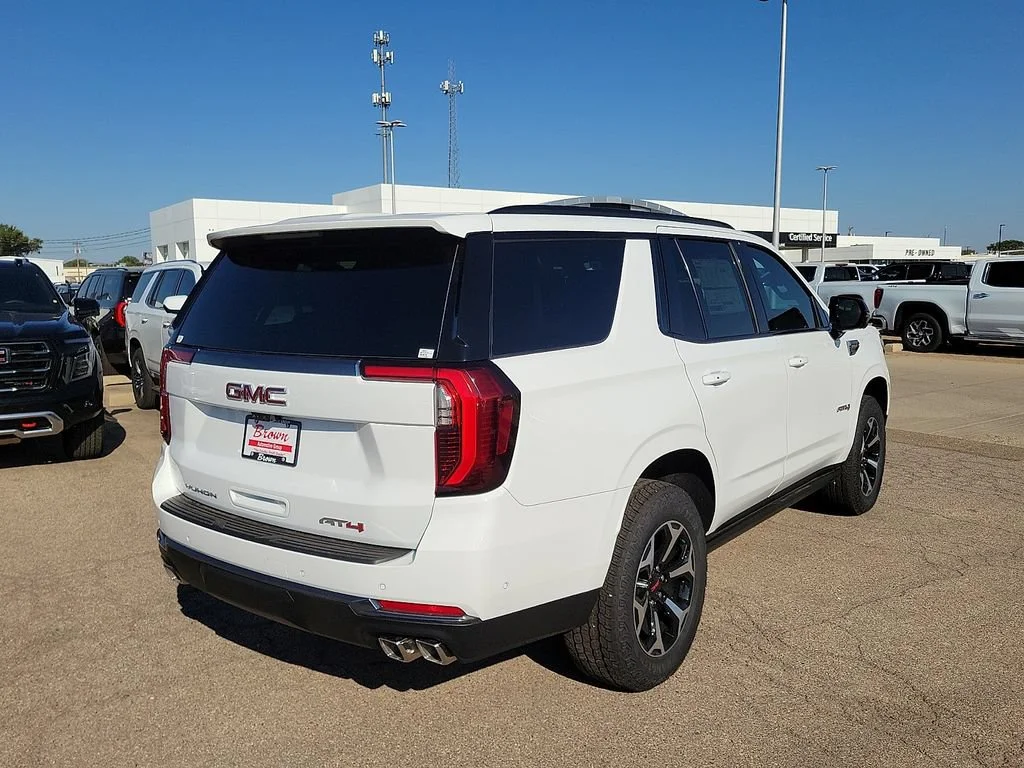 2026 GMC Yukon AT4 - Photo 10