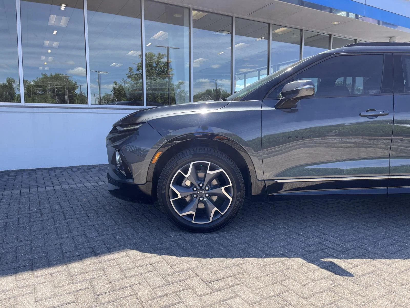 Used 2019 NIGHTFALL GRAY METALLIC Chevrolet RS image 9