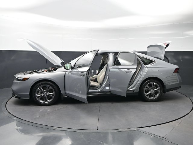 Certified Used 2025 Urban Gray Pearl Honda HYBRID EX-L image 37