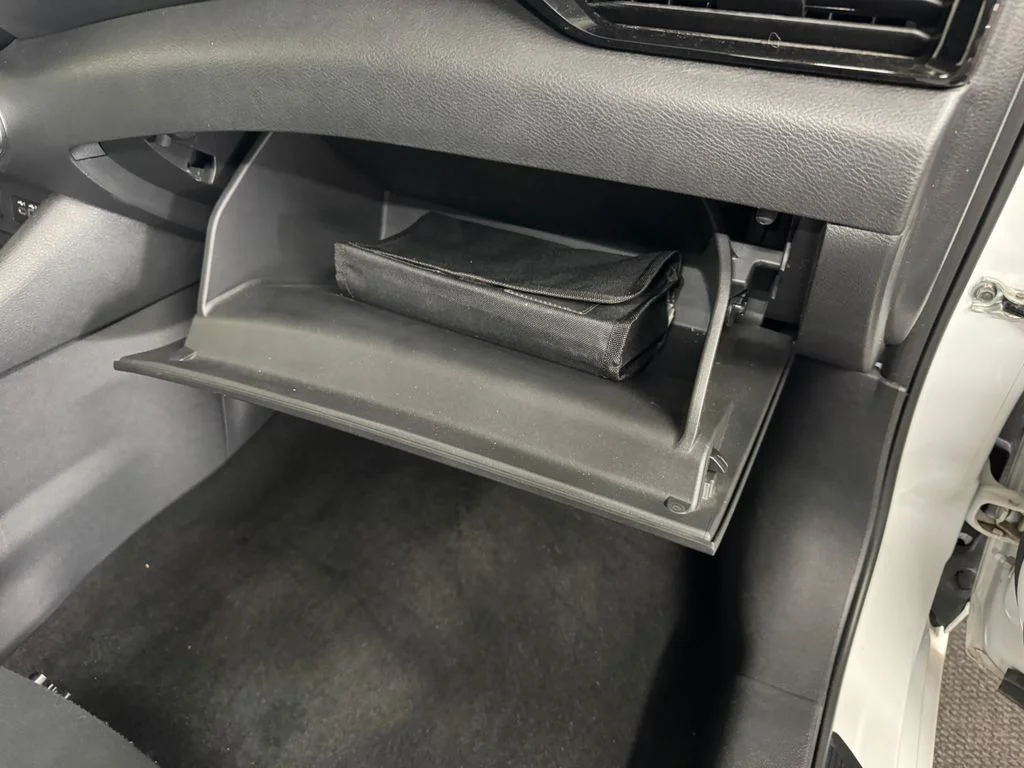 Used 2024 White Nissan SV image 28