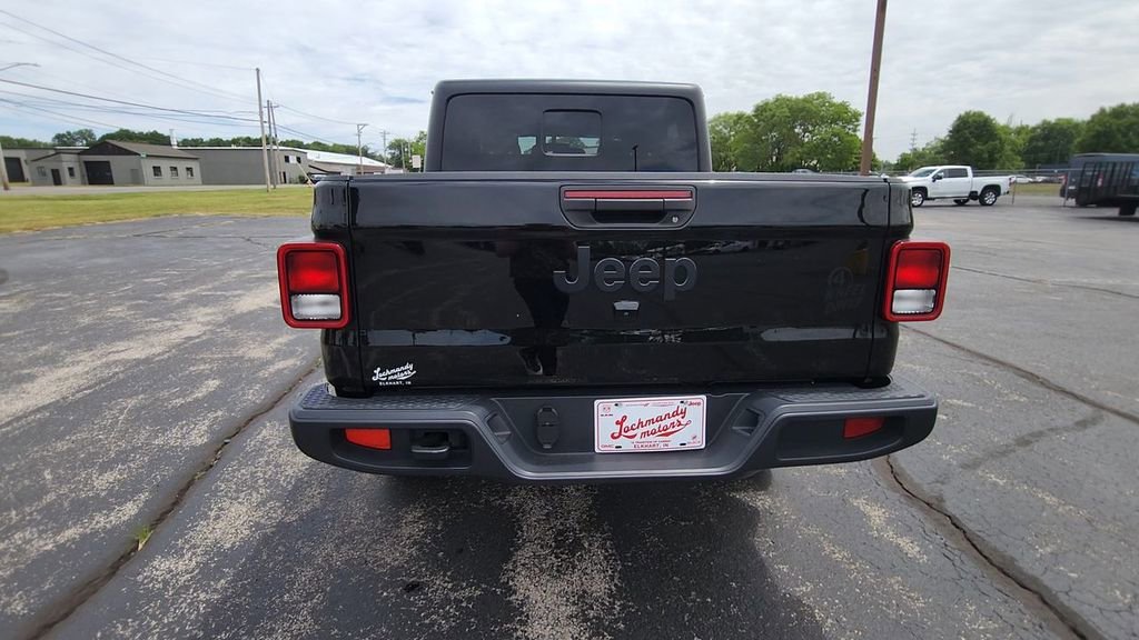 Used 2023  Jeep Willys image 7