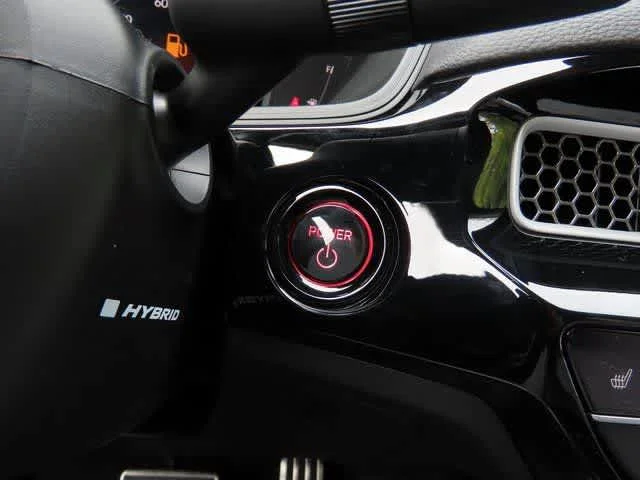 2025 Honda Civic Sport Touring - Photo 25