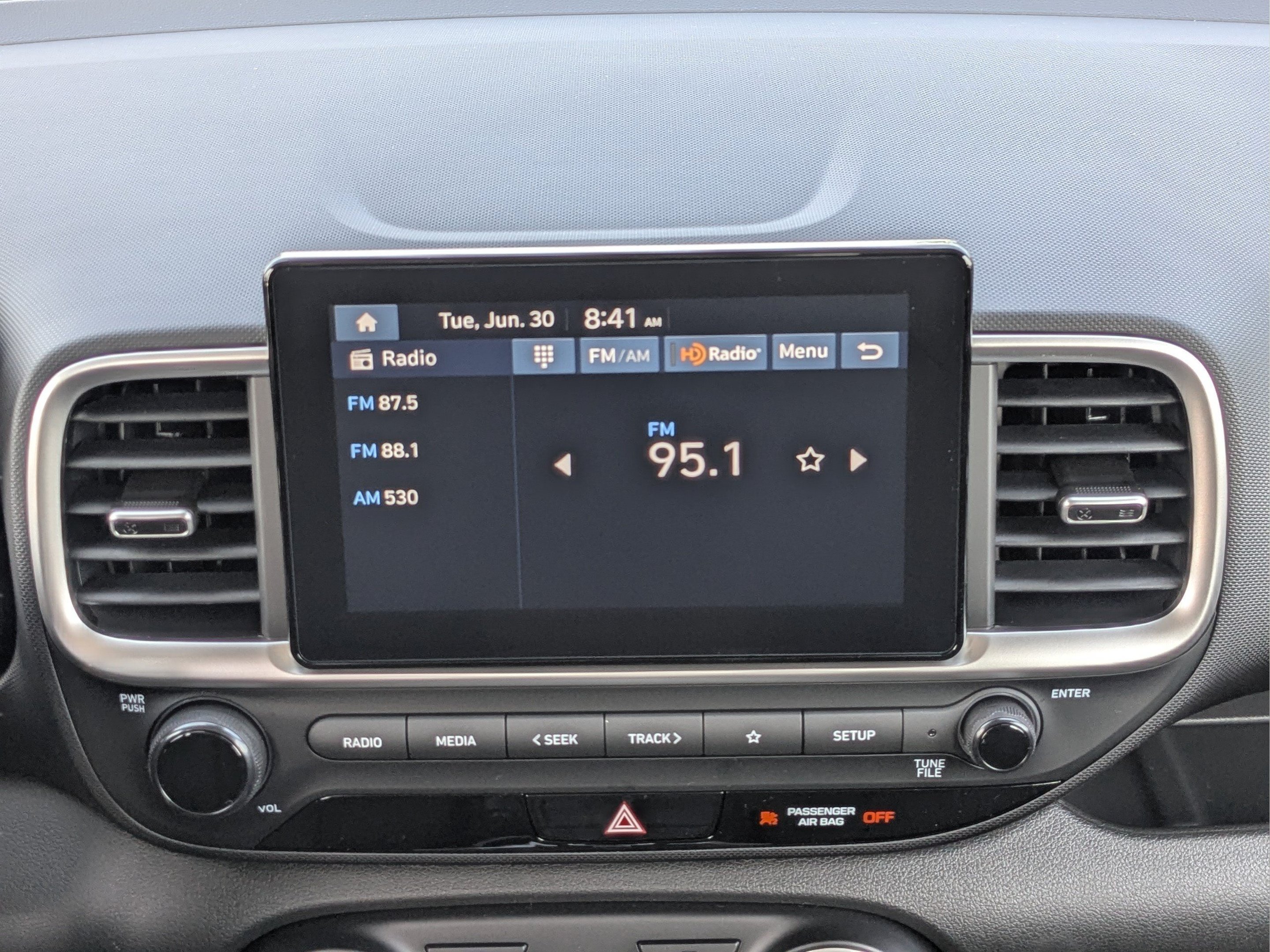 New 2026 Onyx Black Hyundai SE image 18