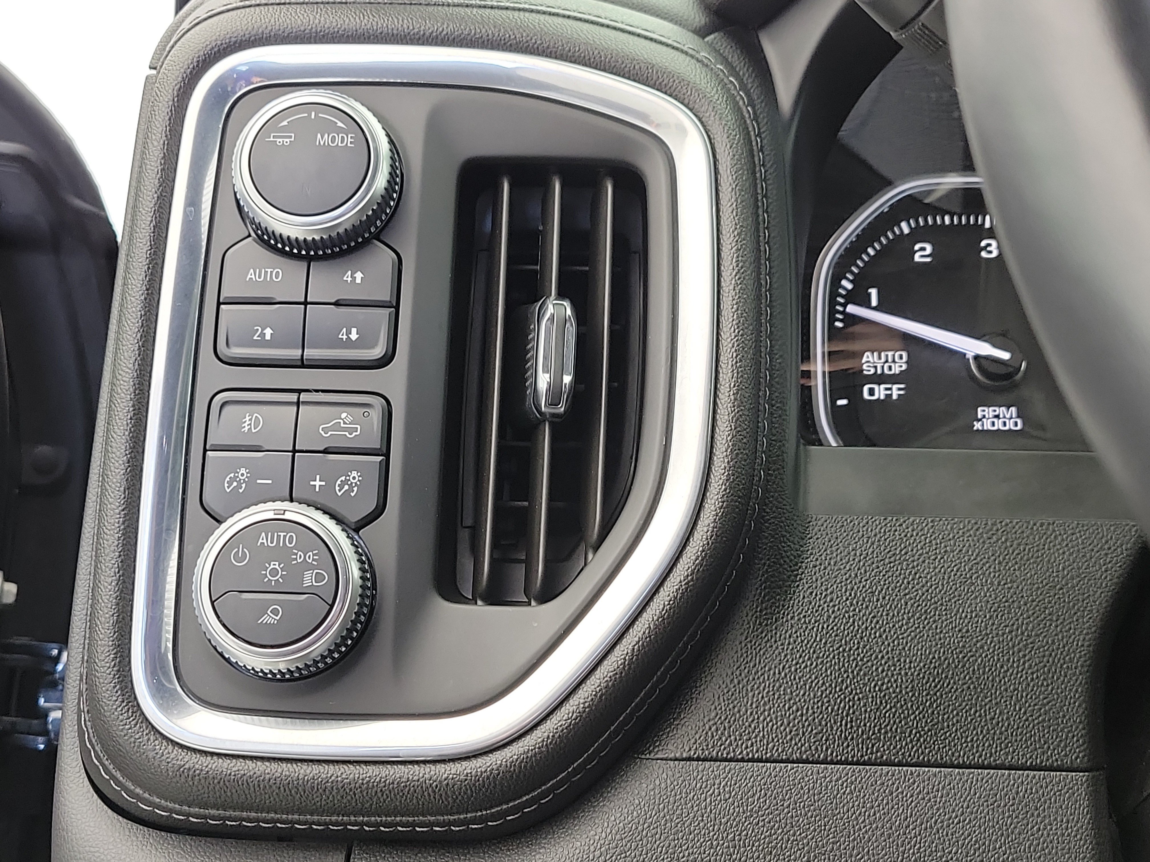 Used 2020 Dark Sky Metallic GMC Denali image 30
