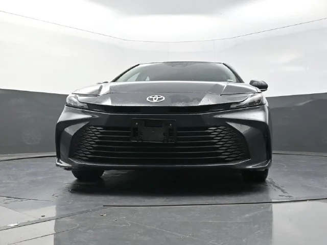 Used 2026  Toyota LE image 32