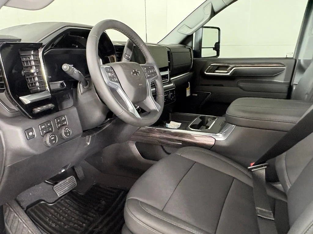 New 2026 Summit White Chevrolet LTZ image 26