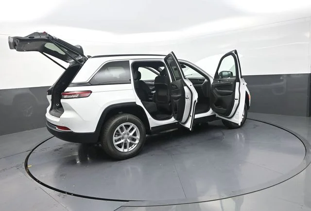 Used 2026 White Jeep Laredo X image 35