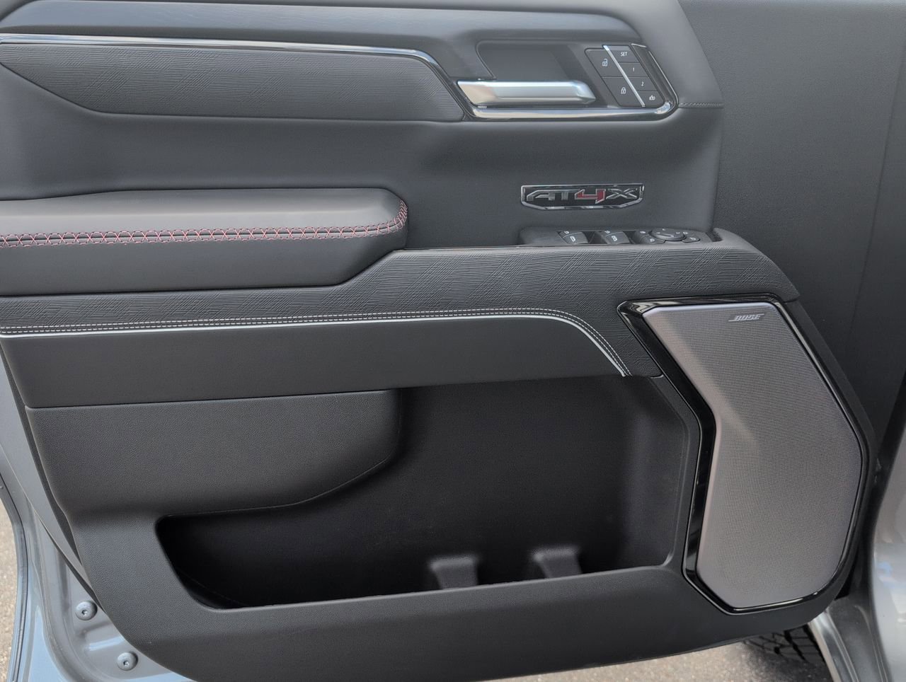 2026 GMC Sierra 1500 AT4X - Photo 22