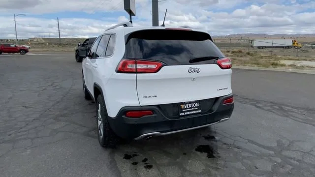 Used 2018 Bright White Clearcoat Jeep Limited image 7