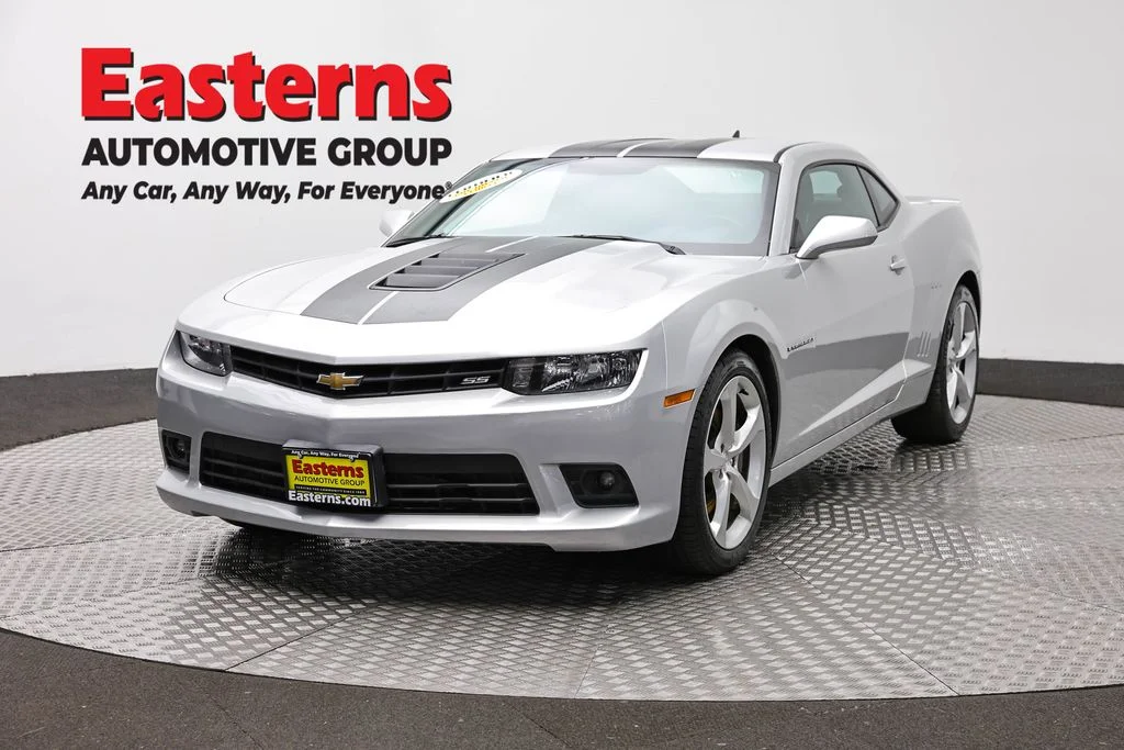 Used 2015 Silver Chevrolet SS image 1